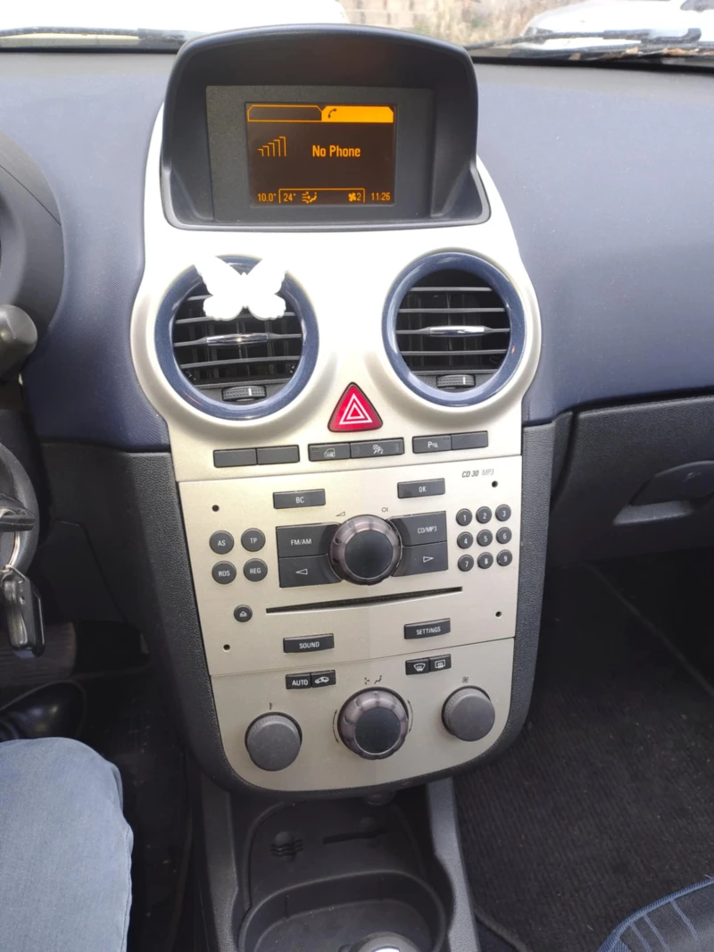 Opel Corsa 1, 2 I, снимка 4 - Автомобили и джипове - 53558956