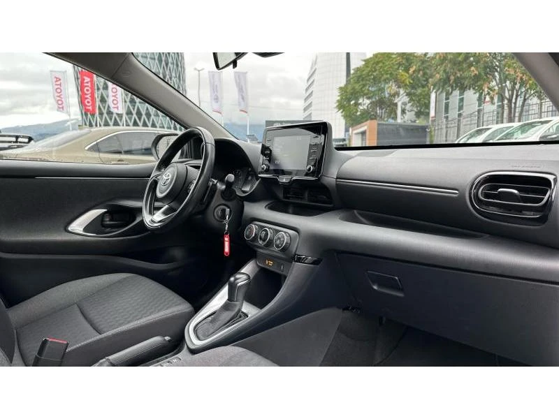 Toyota Yaris YARIS 1.5 CVT COMFORT - изображение 6