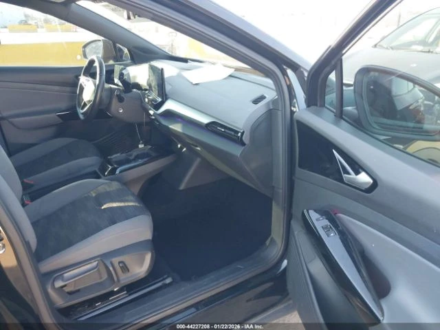 VW ID.4 AWD Pro, снимка 10 - Автомобили и джипове - 53733231