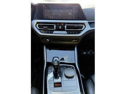 BMW 330 * xDrive * CARFAX * ЦЕНА ДО БГ, снимка 17 - Автомобили и джипове - 54370869