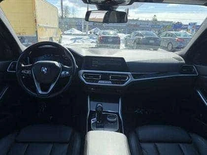 BMW 330 * xDrive * CARFAX * ЦЕНА ДО БГ, снимка 12 - Автомобили и джипове - 54370869