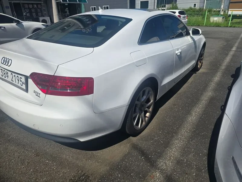 Audi A5 2.0 TFSI Quattro, снимка 2 - Автомобили и джипове - 54551470