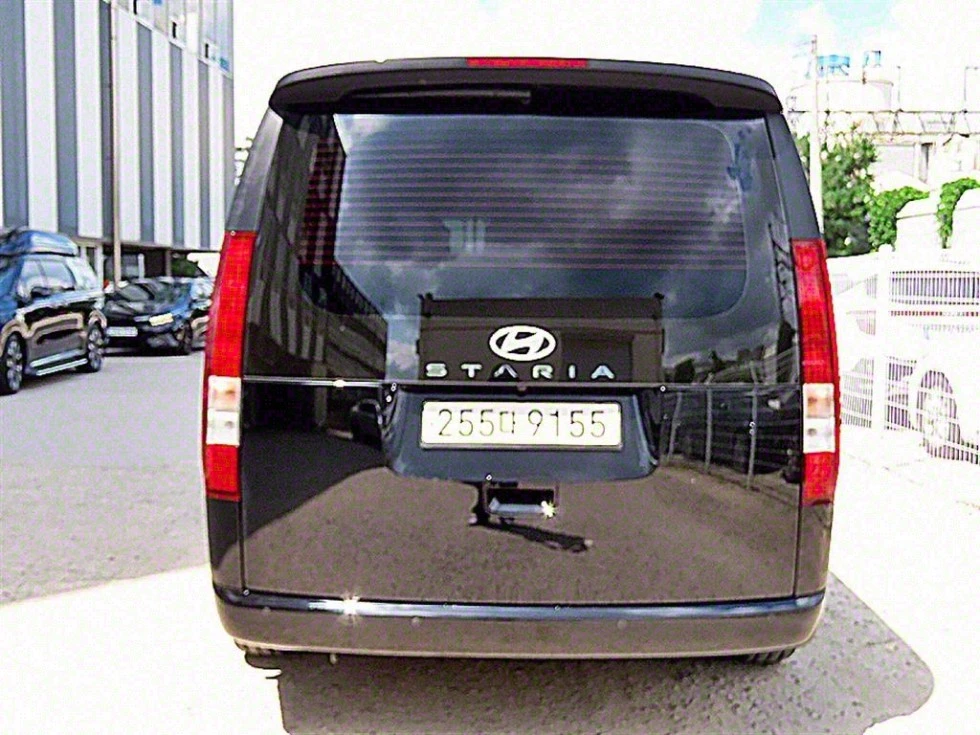 Hyundai Staria 3.5 LPG Tourer 9 Modern С ФИНАНСИРАНЕ  - изображение 4