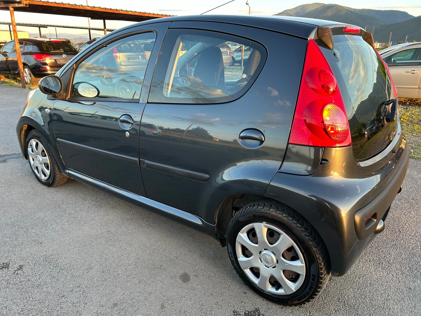 Peugeot 107 1.0i 68k.c. - изображение 7