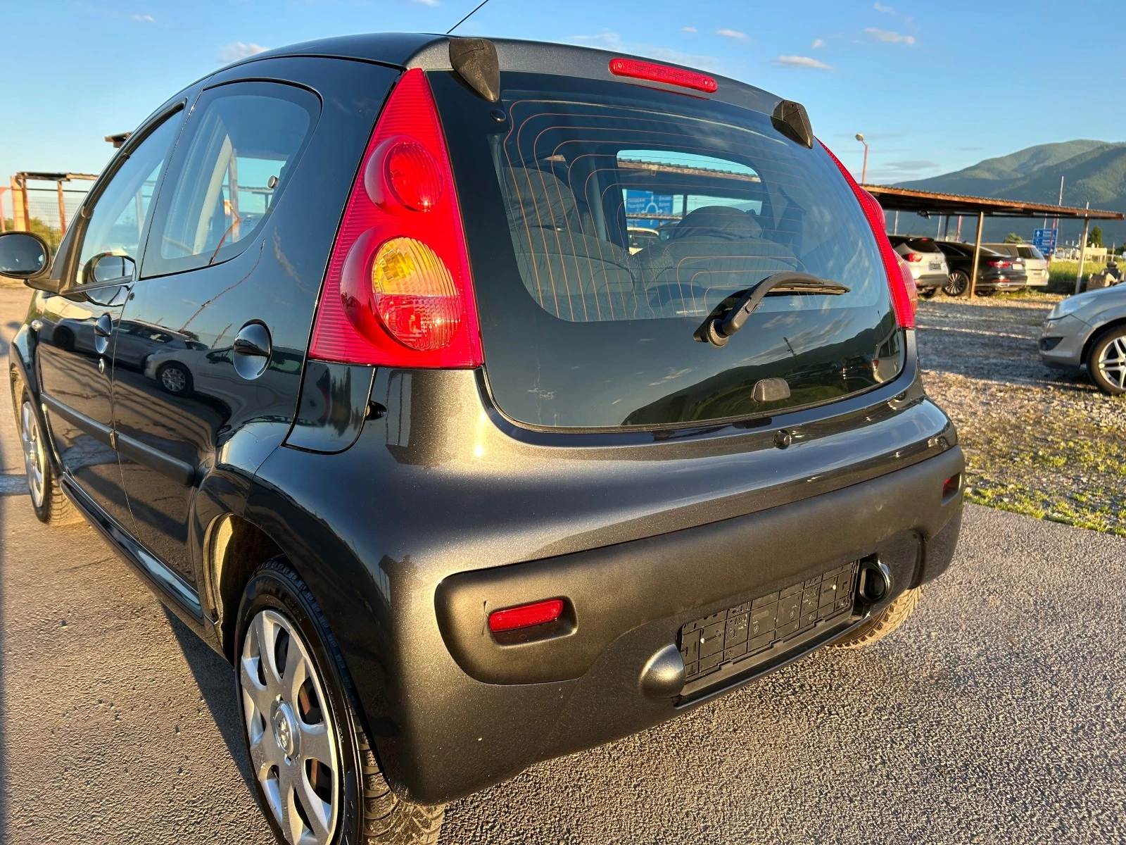 Peugeot 107 1.0i 68k.c. - изображение 9