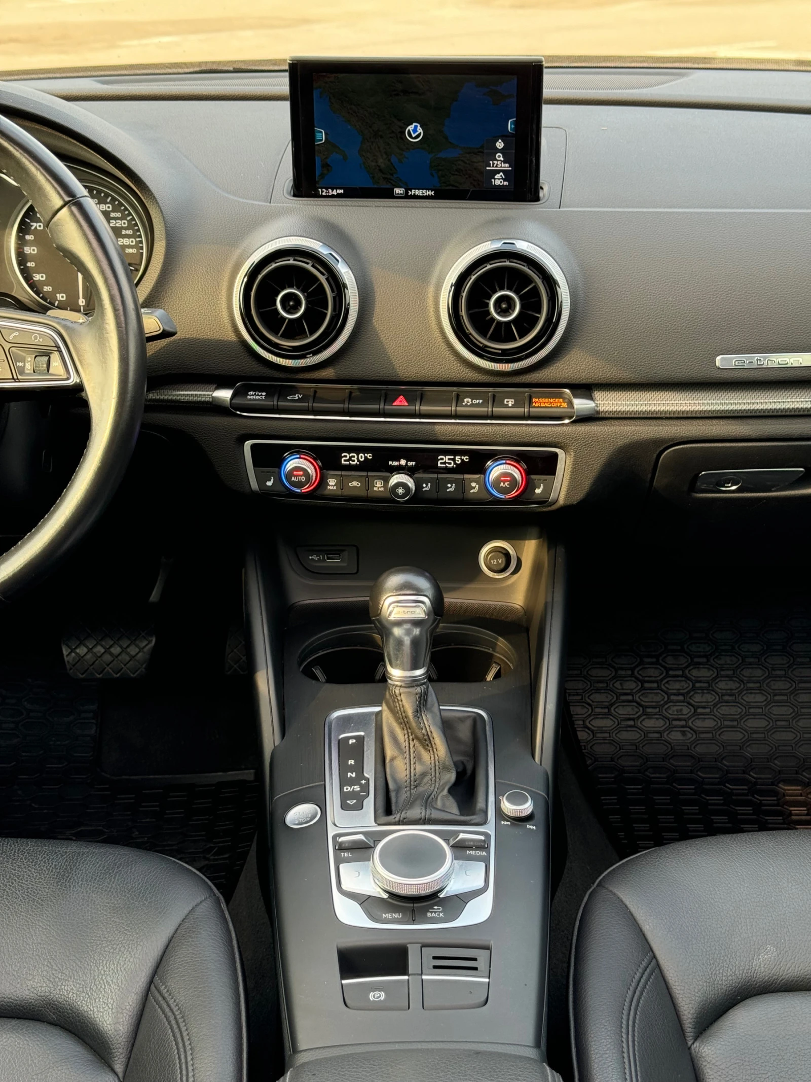 Audi A3 - E-tron - Navi - Keyless - Leather - Camera - - изображение 10