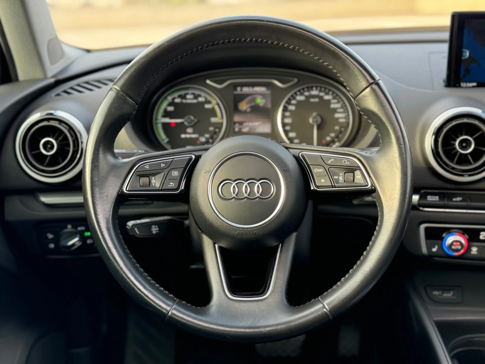 Audi A3 - E-tron - Navi - Keyless - Leather - Camera - - изображение 8