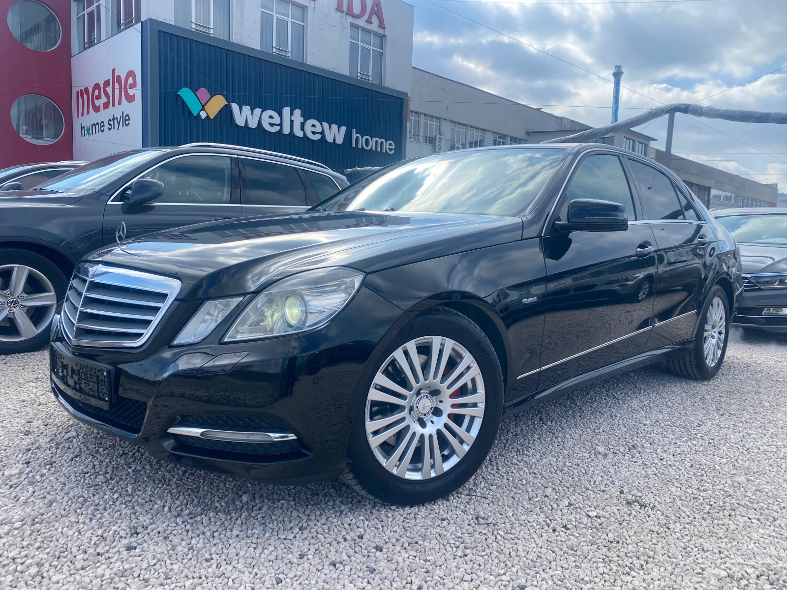Mercedes-Benz E 220 2.2CDi, 170кс, AVANTGARDE, КОЖА, НАВИ, ПОДГР, ЛЕД, | Mobile.bg — изображение 1