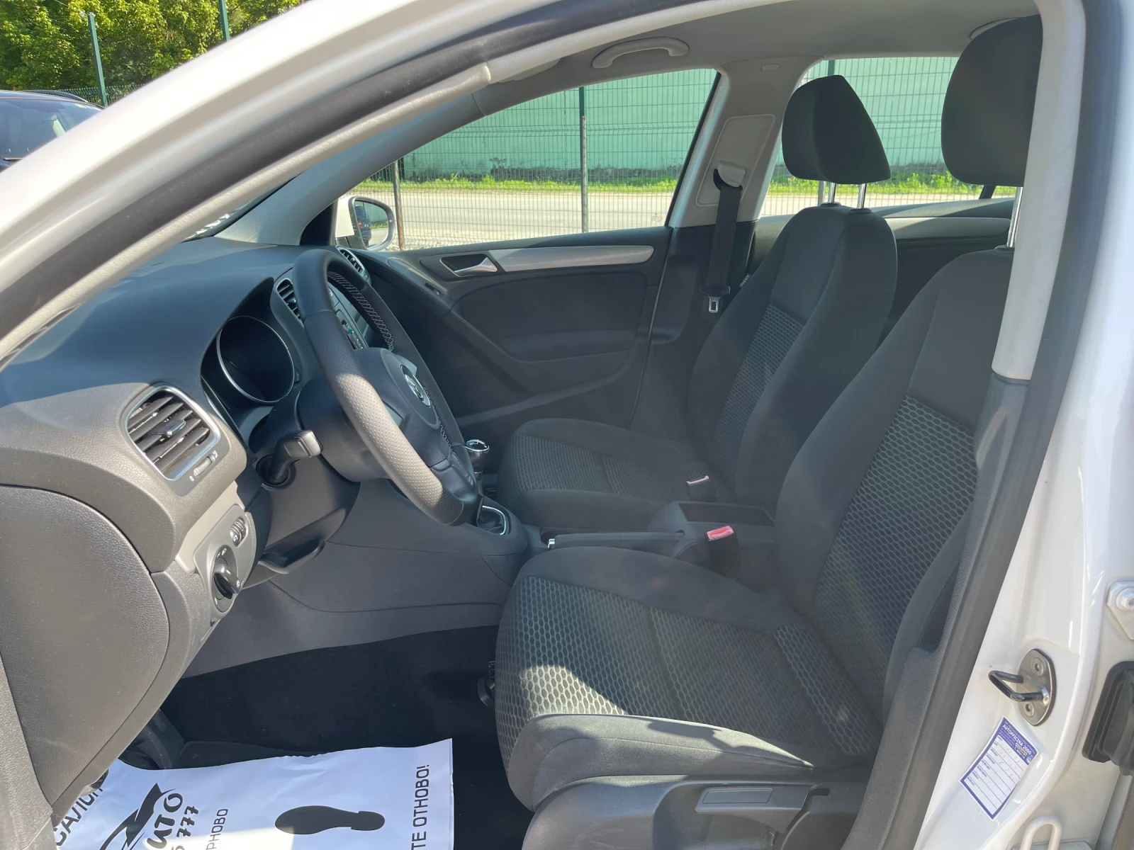 VW Golf 1.6TDI-COMFORTLINE-CARPLAY-NAVI - изображение 10
