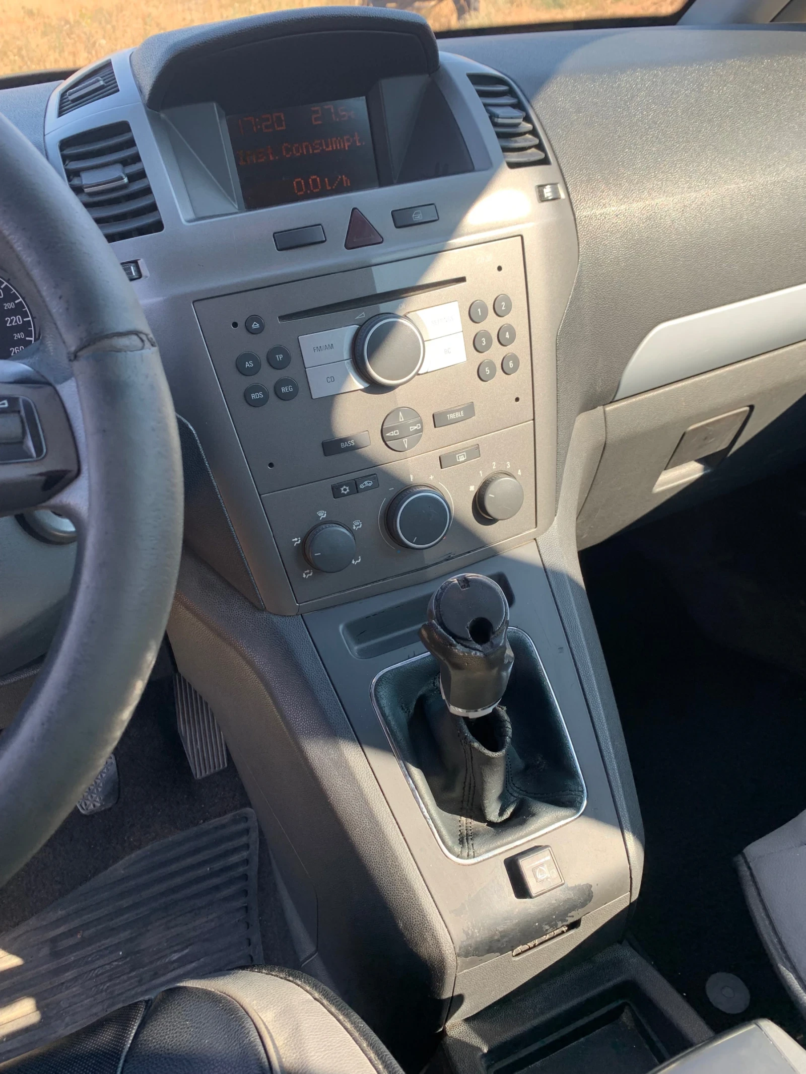 Opel Zafira B - изображение 6