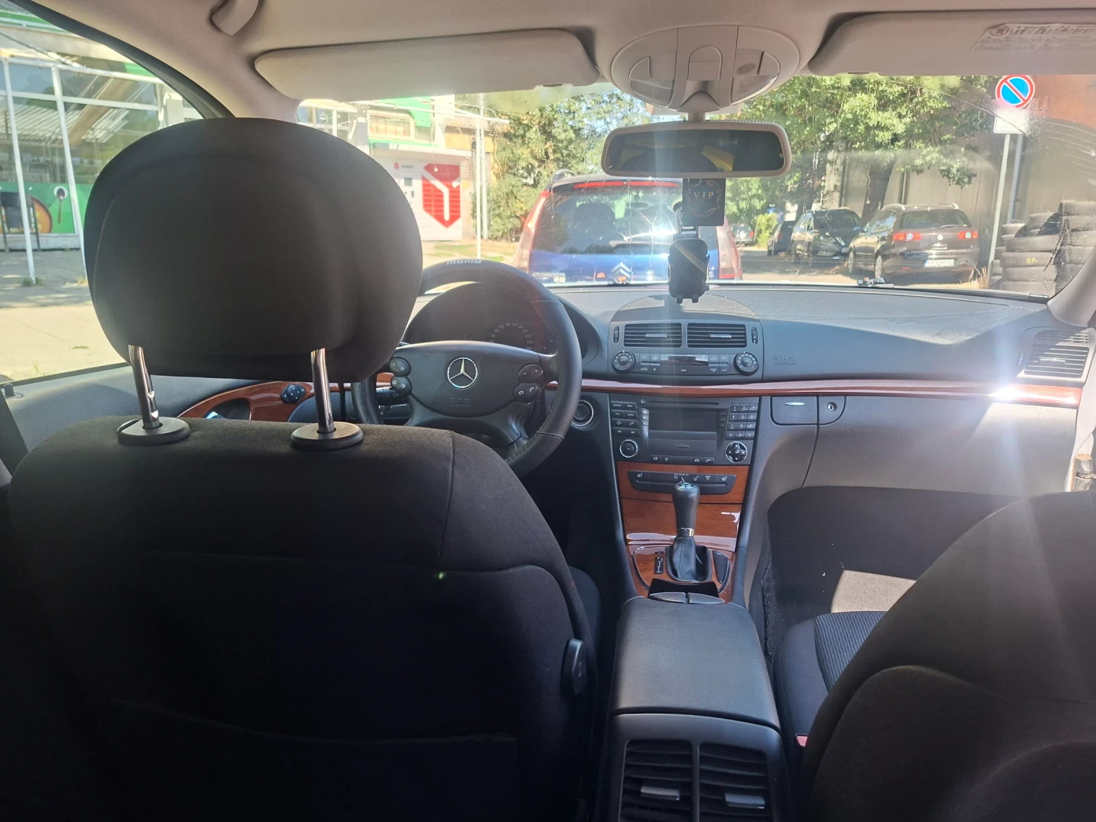 Mercedes-Benz E 220  - изображение 10