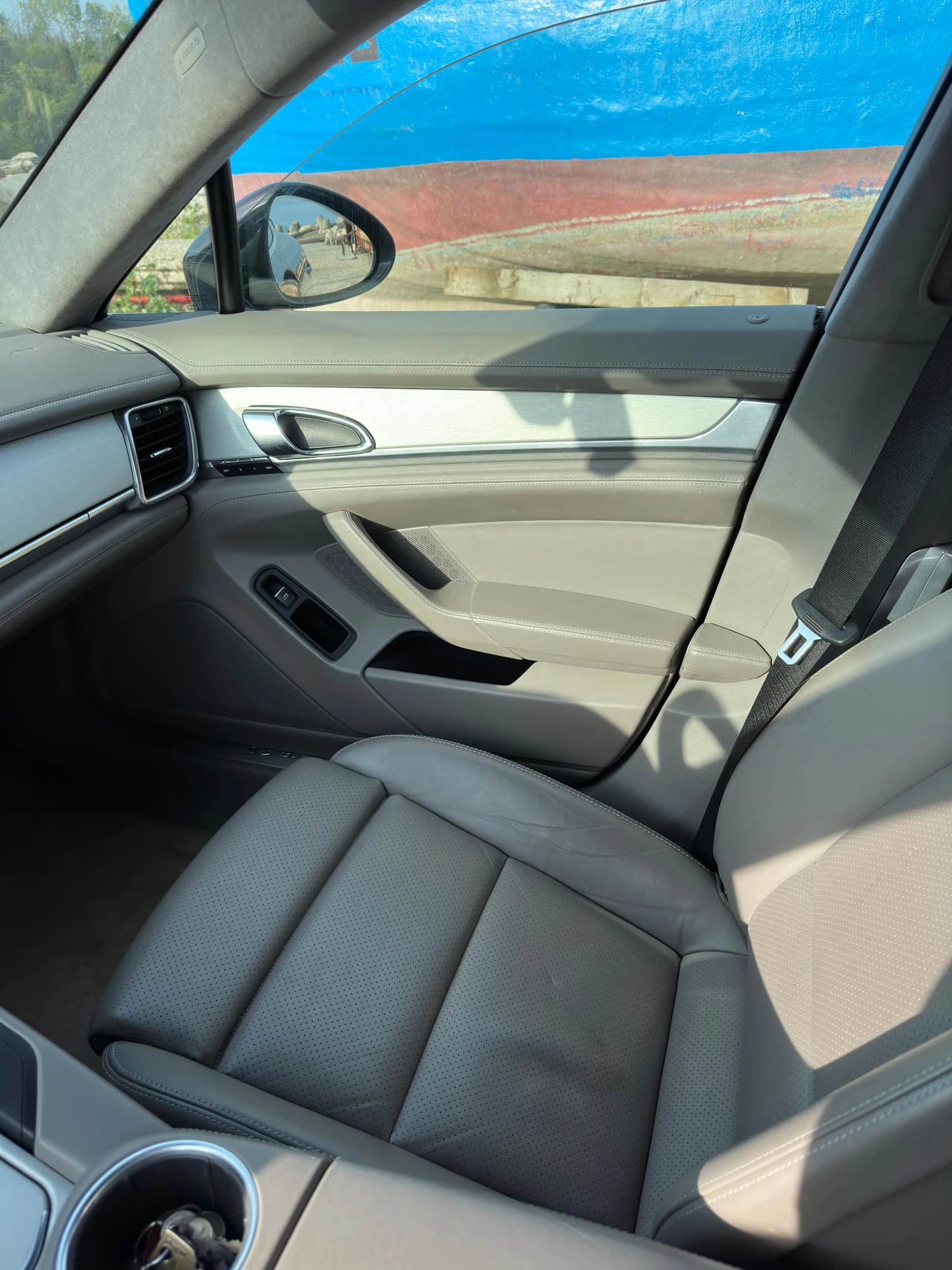 Porsche Panamera 4S - изображение 9