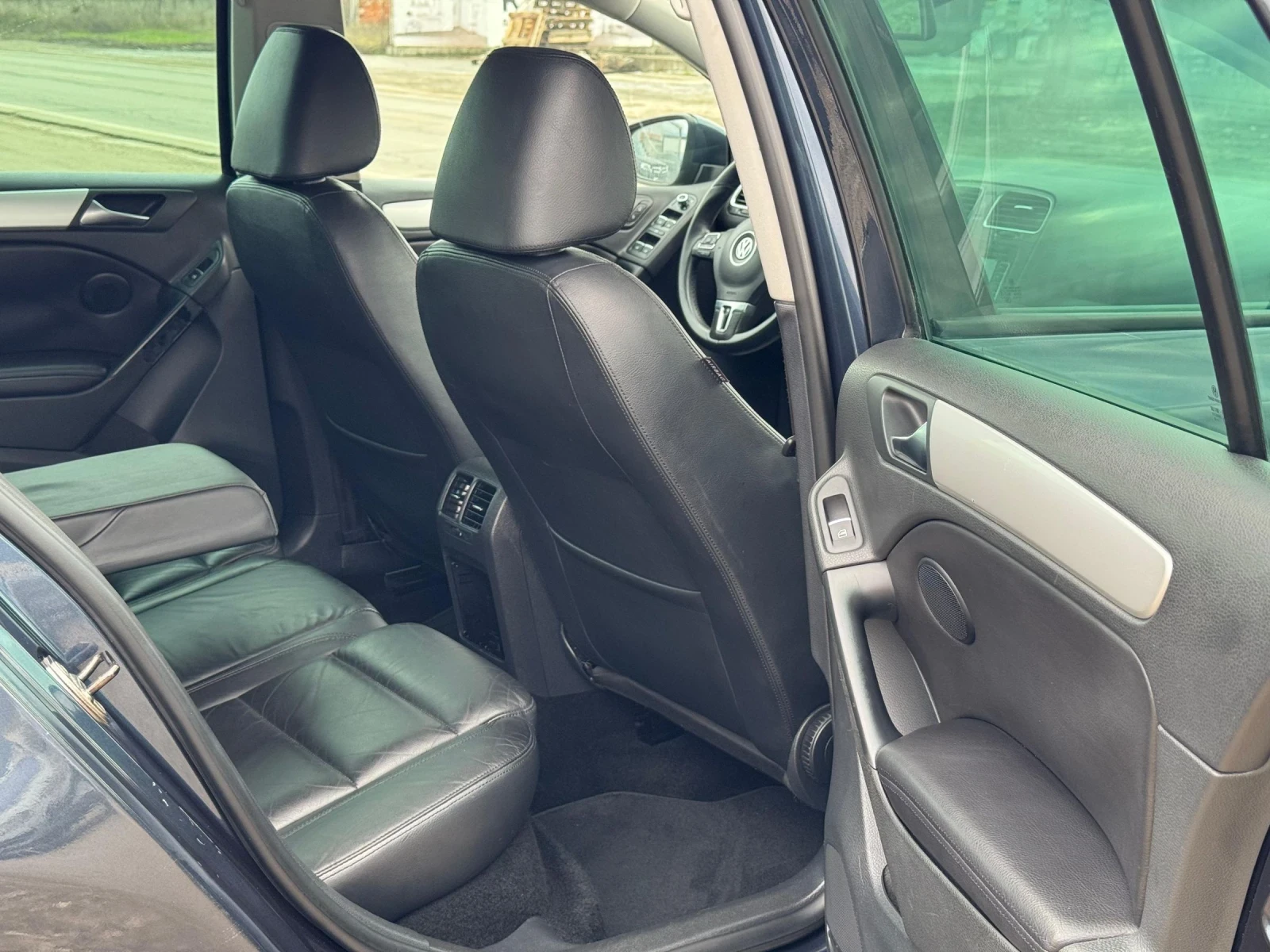 VW Golf 2.0TDI 140k.s AVTOMAT | Mobile.bg � ����������� 11