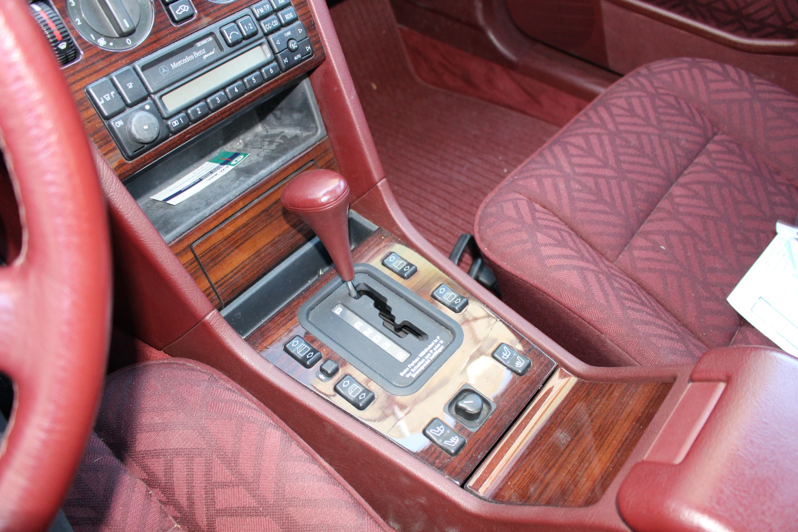 Mercedes-Benz C 220, снимка 10 - Автомобили и джипове - 53801408