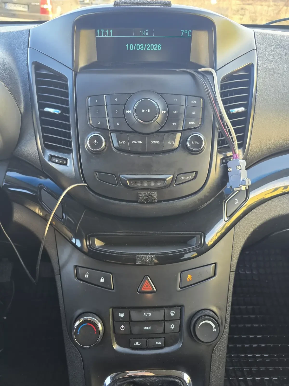 Chevrolet Orlando 1.8 Фабрична газ, снимка 15 - Автомобили и джипове - 53808900