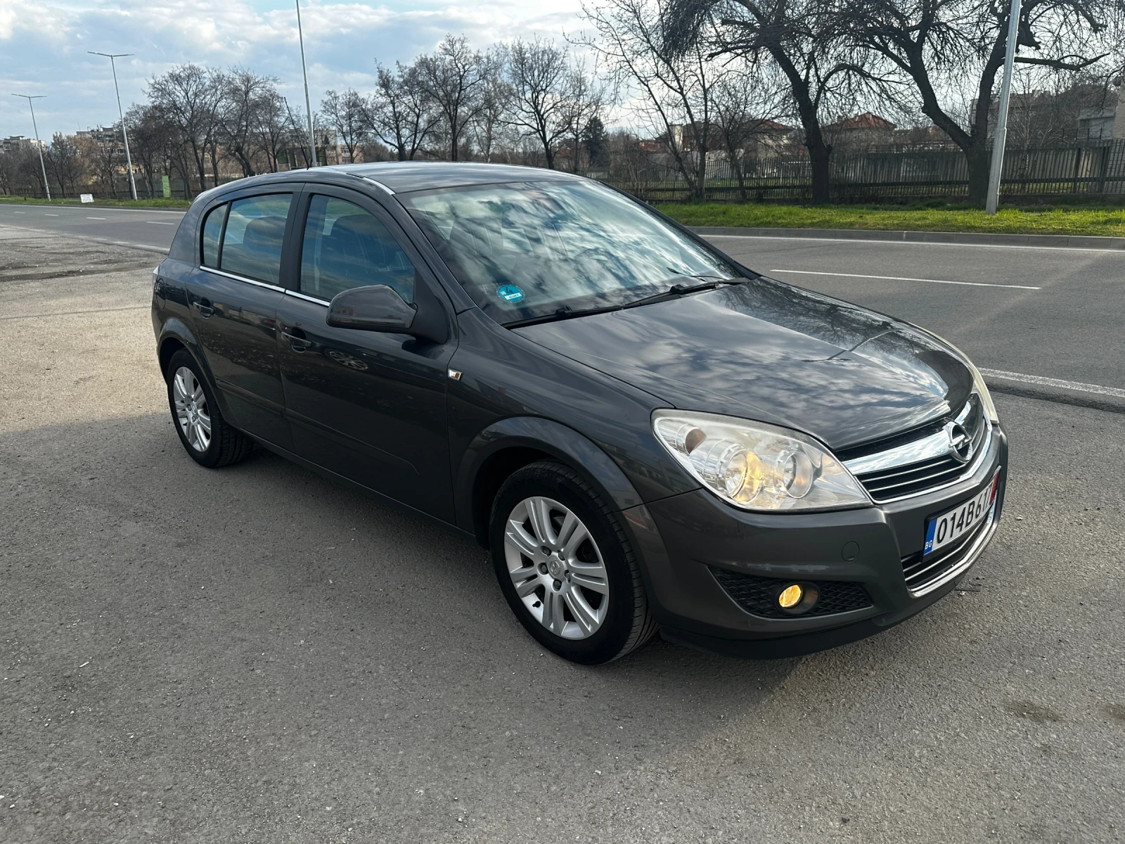 Opel Astra 1.6 бензин
