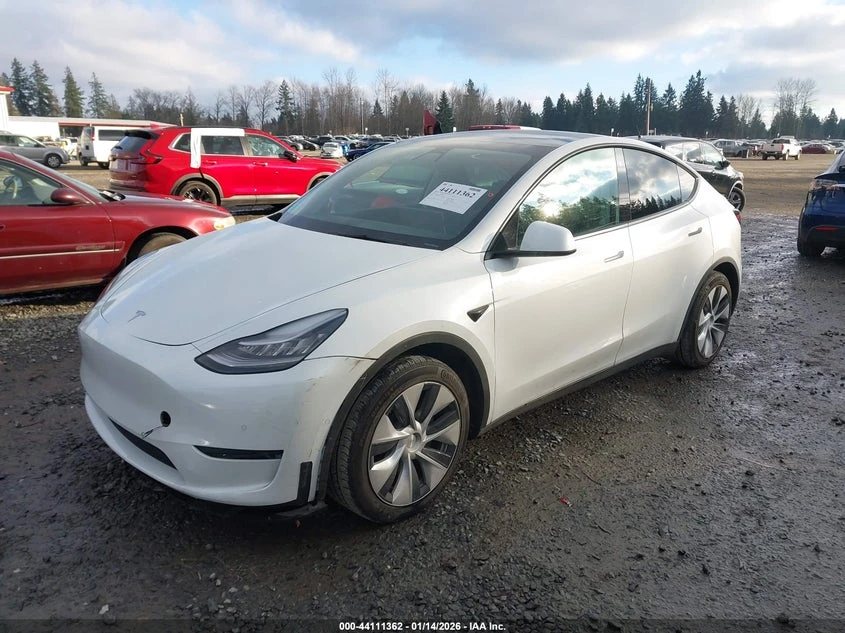 Tesla Model Y Standard Range Rear-Wheel Drive, снимка 2 - Автомобили и джипове - 54419080
