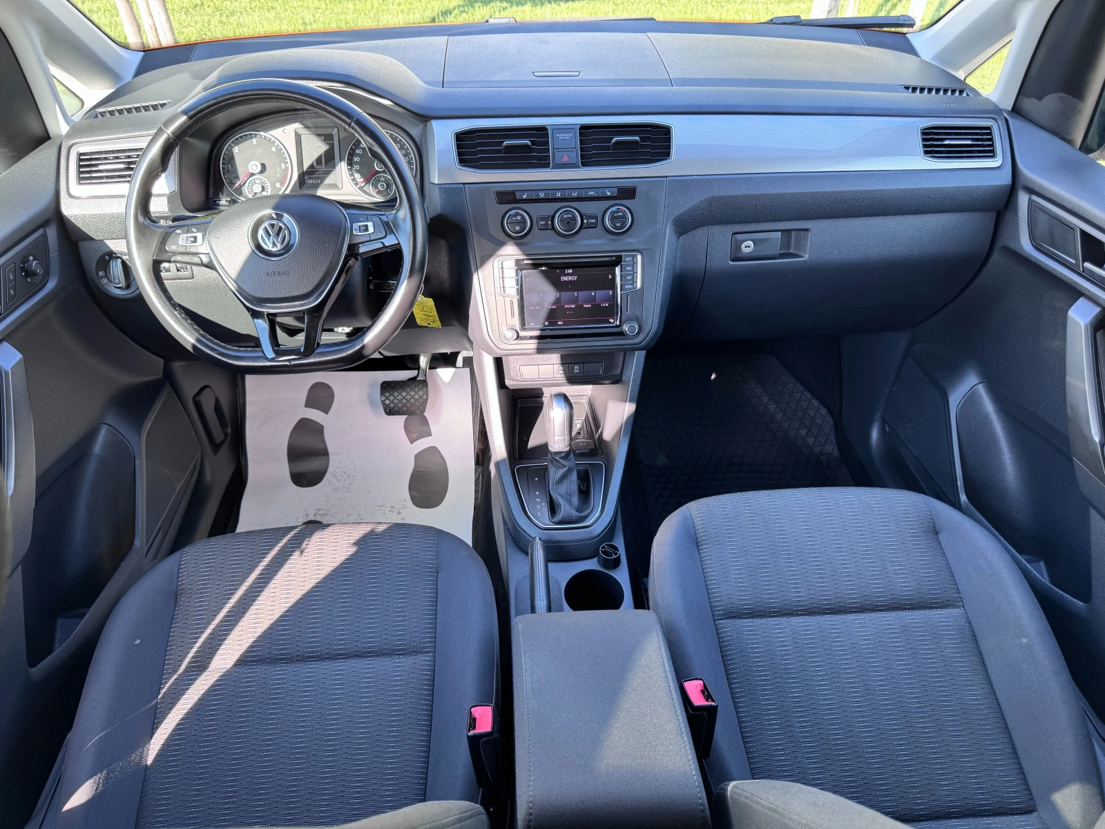 VW Caddy 2.0TDI, 4Motion, АВТОМАТИК, ДИСТРОНИК, ГЕРМАНИЯ, снимка 9 - Автомобили и джипове - 54622867