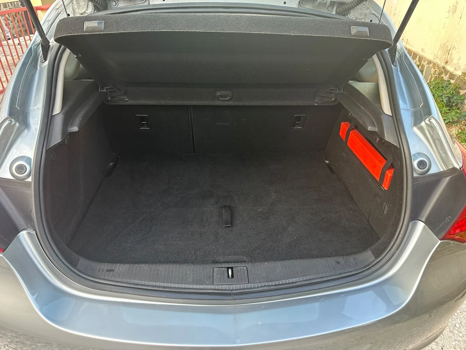 Opel Astra 1.7 CDTI, снимка 4 - Автомобили и джипове - 55482756
