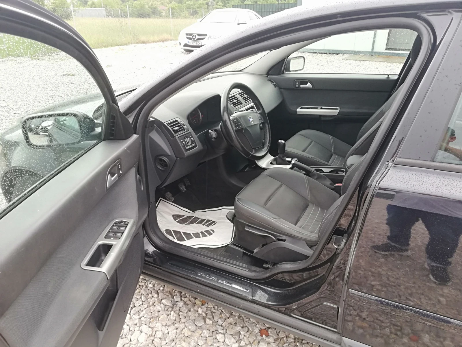 Volvo V40 2.0D KLIMA ITALI, снимка 9 - Автомобили и джипове - 54640127