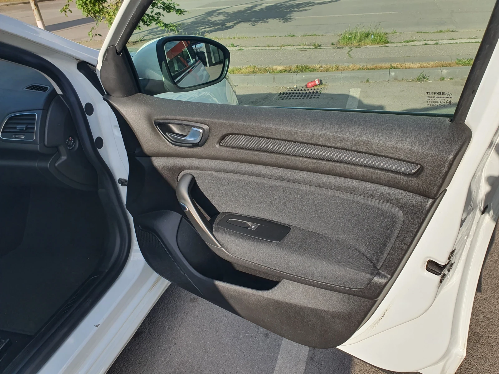 Renault Megane 1.5 DCI 116, снимка 11 - Автомобили и джипове - 54710092