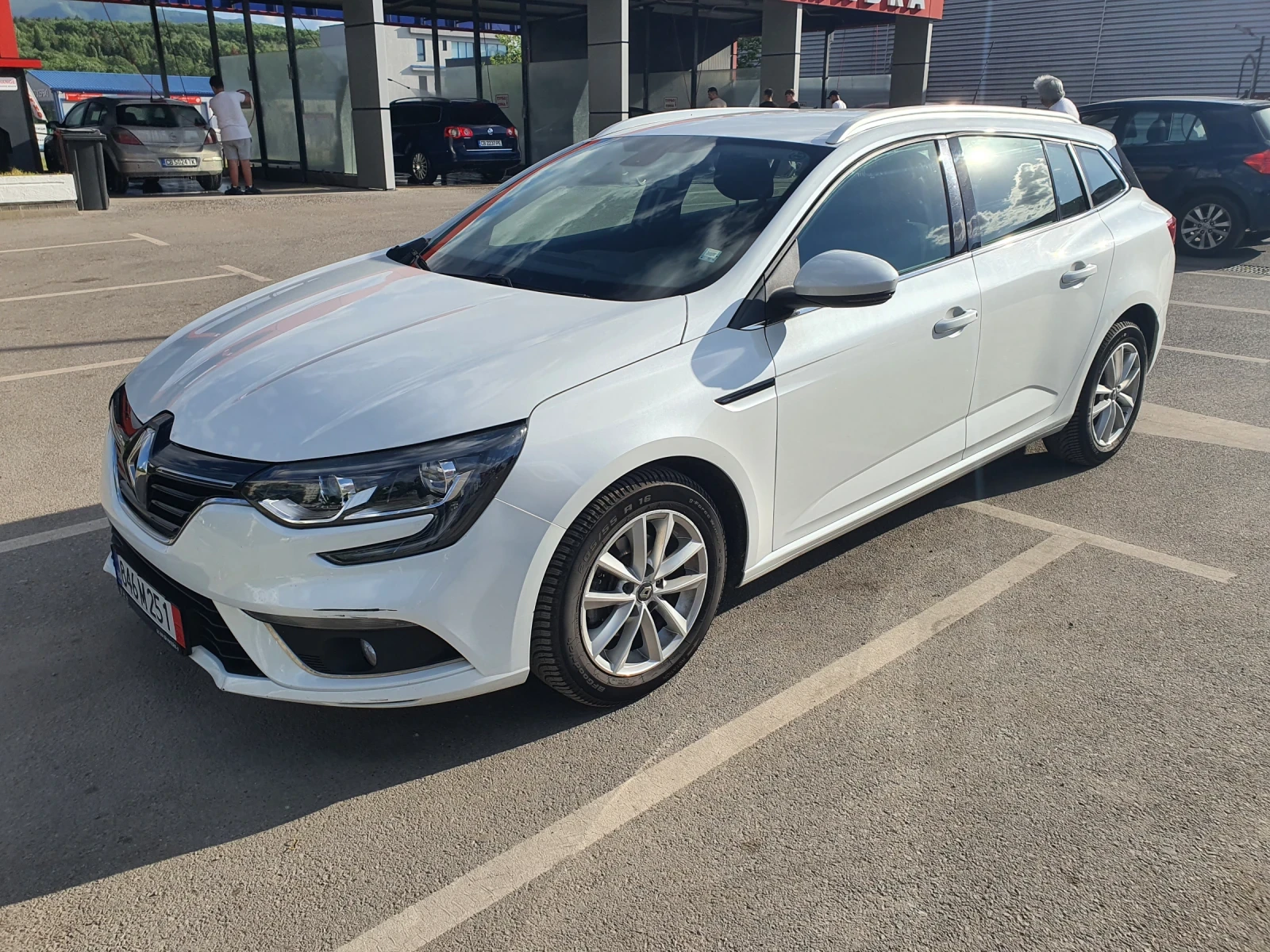 Renault Megane 1.5 DCI 116, снимка 2 - Автомобили и джипове - 54710092