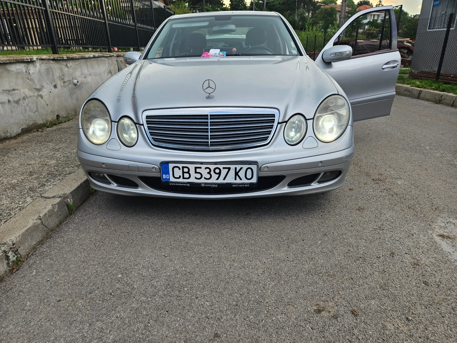 Mercedes-Benz E 220