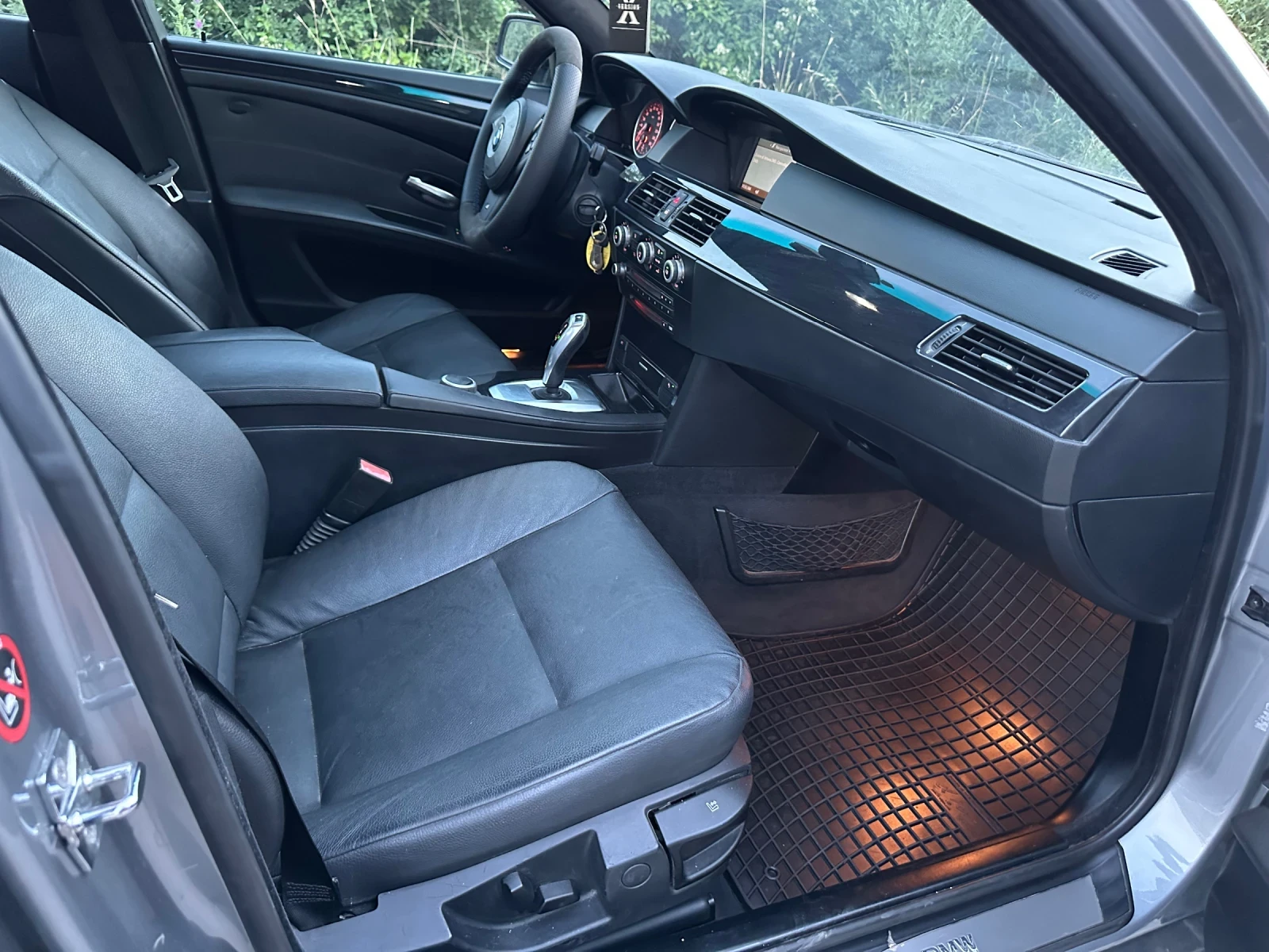 BMW 530 3.0d, снимка 8 - Автомобили и джипове - 55120397