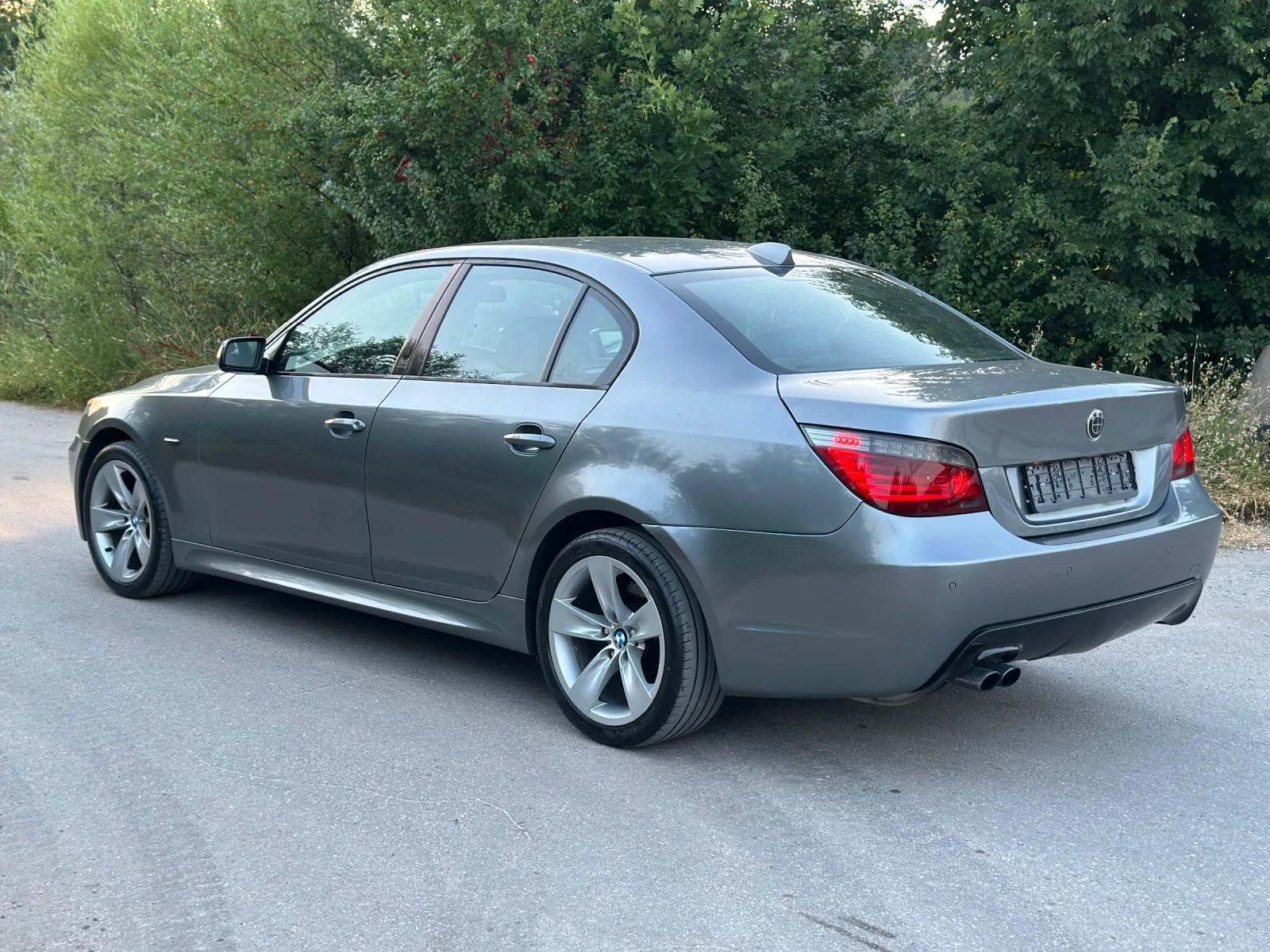 BMW 530 3.0d, снимка 4 - Автомобили и джипове - 55120397