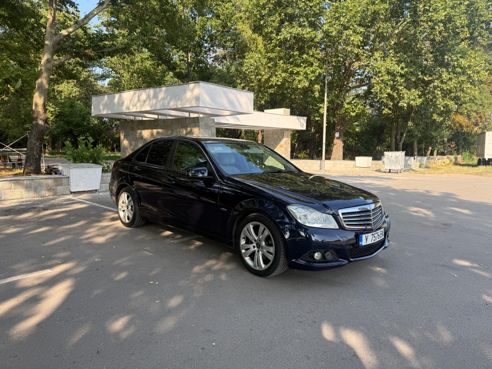 Mercedes-Benz C 250, снимка 3 - Автомобили и джипове - 55340407
