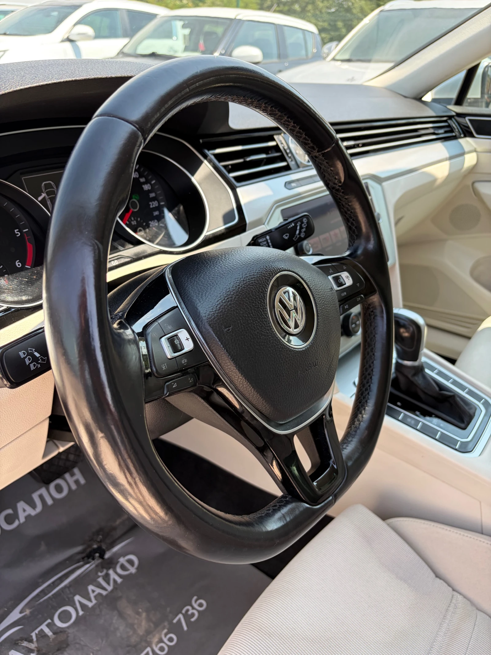 VW Passat FACELIFT 2.0TDI-150 DSG DISTR NAVI, снимка 9 - Автомобили и джипове - 55530078