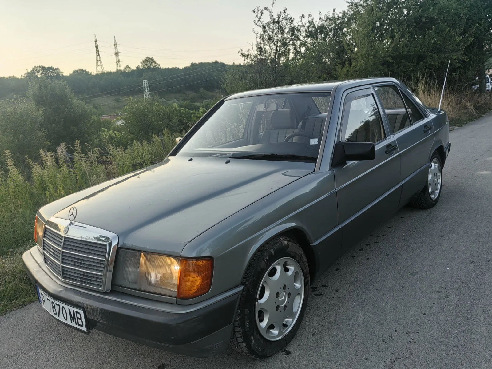 Mercedes-Benz 190 2.0D ТОП СЪСТОЯНИЕ, снимка 2 - Автомобили и джипове - 55605143