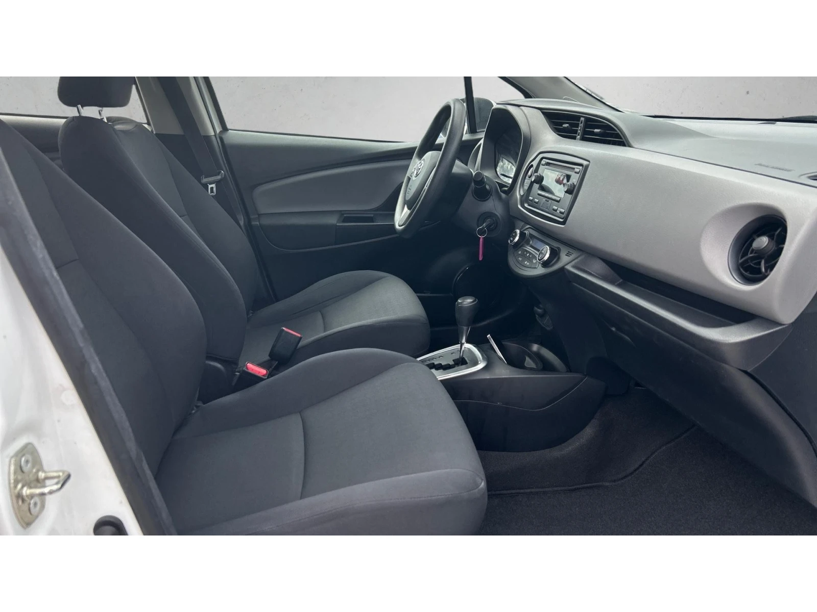Toyota Yaris 1.5 HSD, Месечна вноска от 199  , снимка 9 - Автомобили и джипове - 55751766