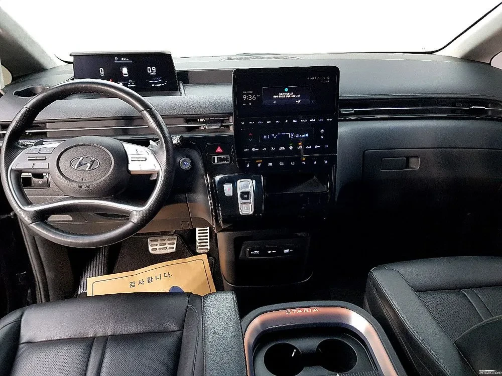 Hyundai Staria * 9-������* INSPIRATION * ������ ����* FULL | Mobile.bg � ����������� 7