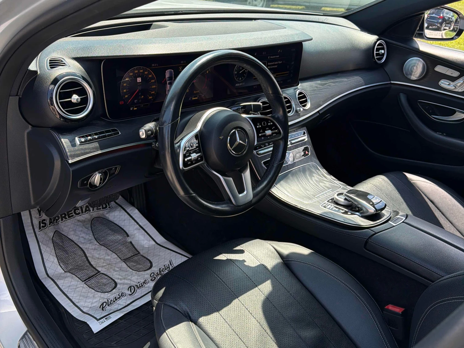 Mercedes-Benz E 300 * БЕЗ ЗАБЕЛЕЖКА * HUD * BURMESTER * 360, снимка 7 - Автомобили и джипове - 55967700