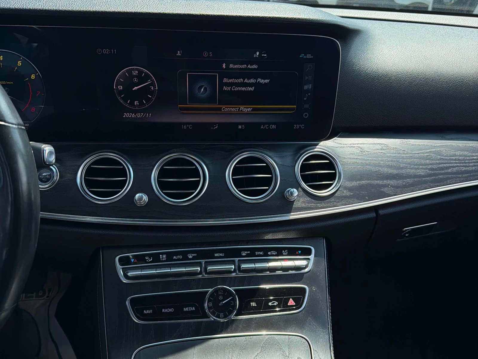 Mercedes-Benz E 300 * БЕЗ ЗАБЕЛЕЖКА * HUD * BURMESTER * 360, снимка 9 - Автомобили и джипове - 55967700