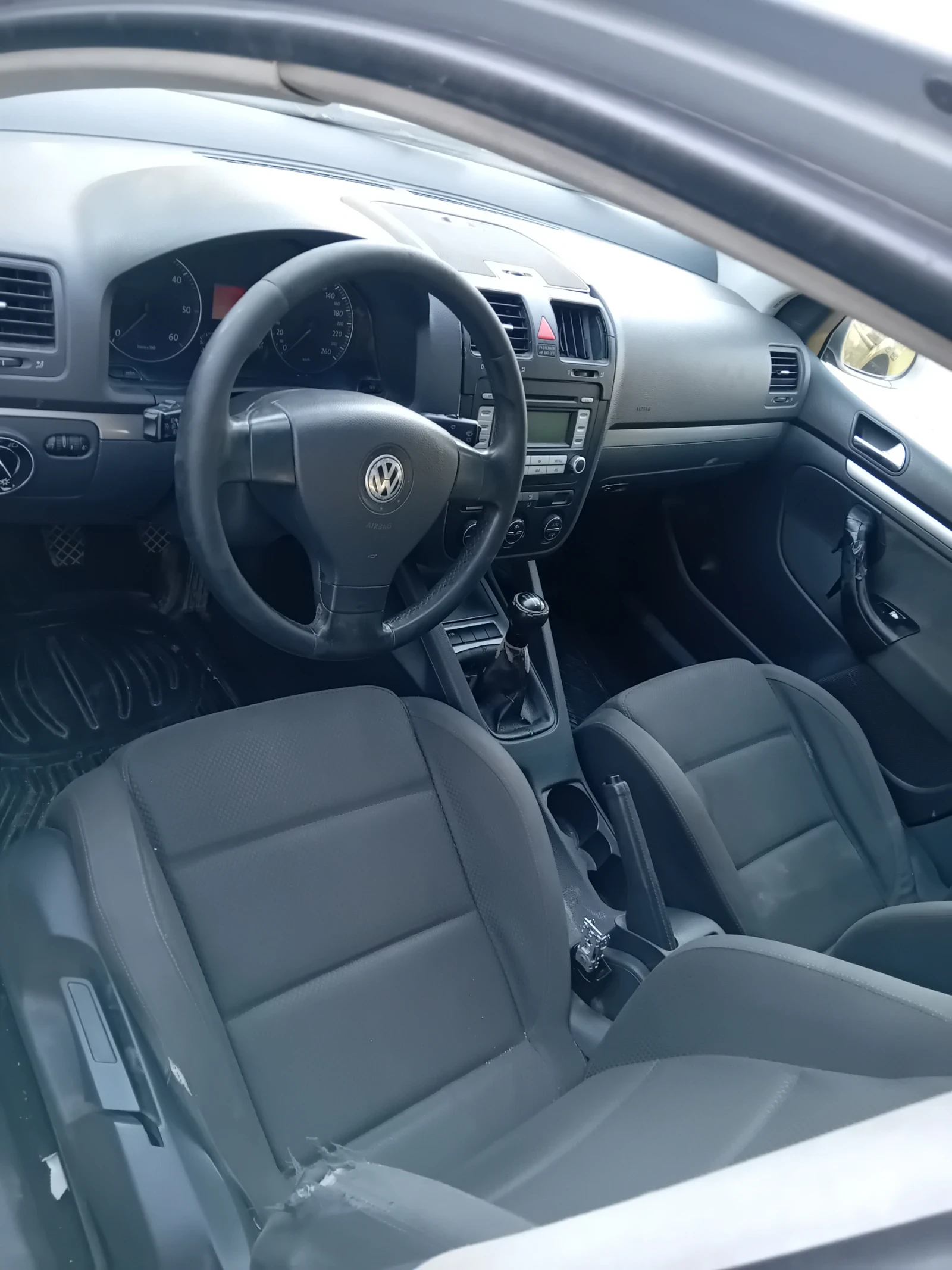 VW Golf, снимка 5 - Автомобили и джипове - 56119609