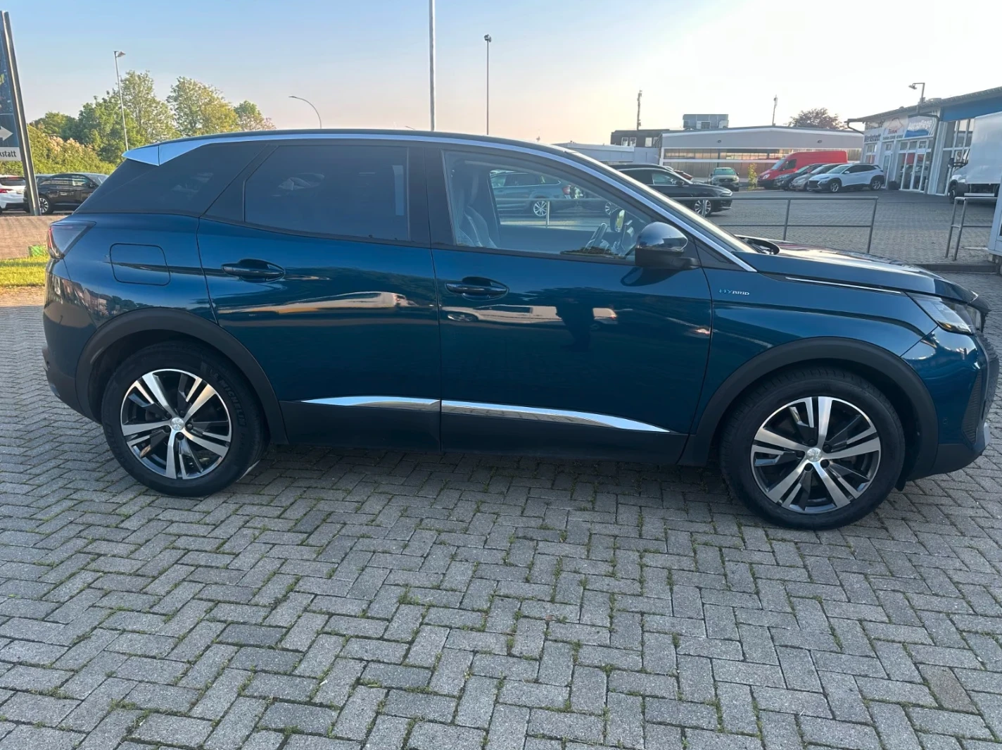 Peugeot 3008 Hybrid 225 Allure 2 ��������� ������ | Mobile.bg � ����������� 4