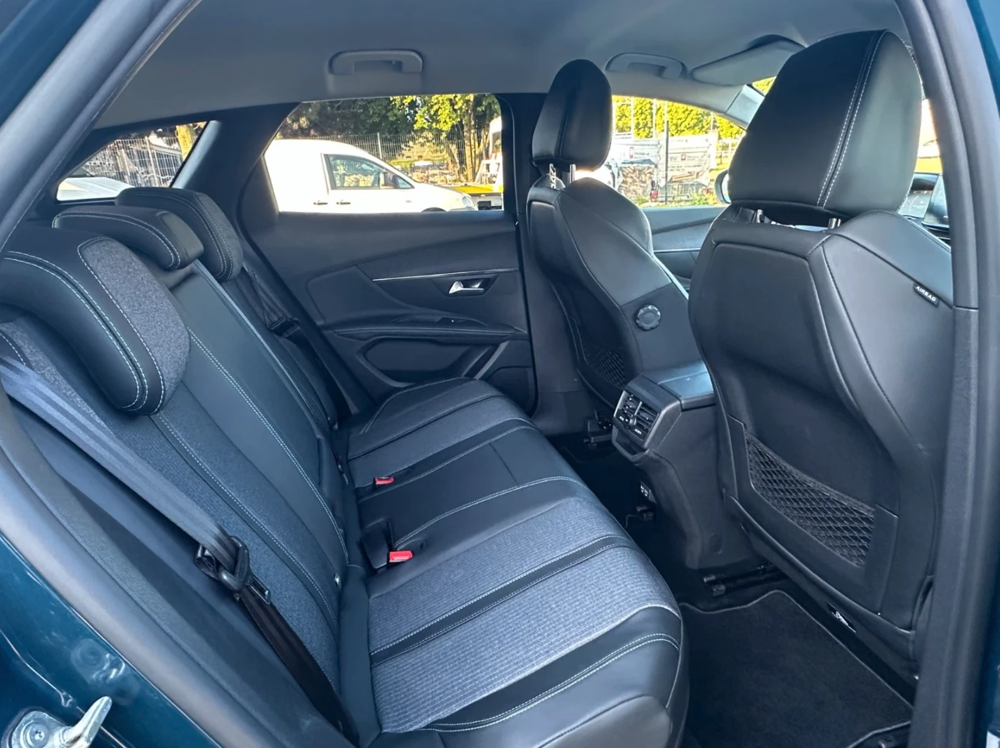 Peugeot 3008 Hybrid 225 Allure 2 ��������� ������ | Mobile.bg � ����������� 12
