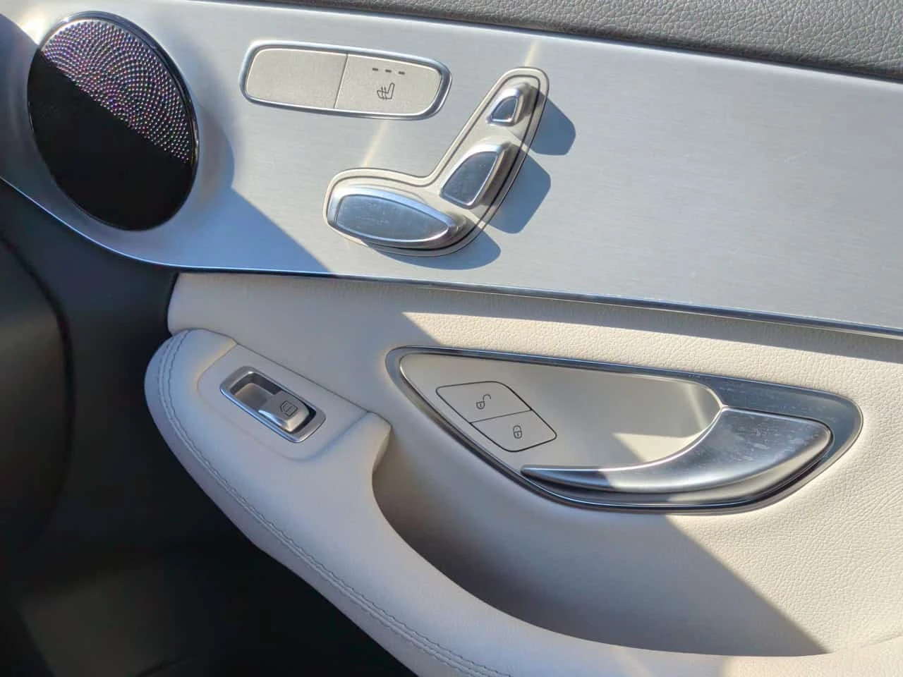 Mercedes-Benz C 300 * CARFAX * ����� �� ����������� | Mobile.bg � ����������� 11