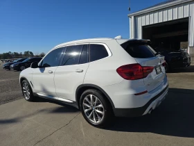 BMW X3 xDrive30i* Keyless* Подгрев* Пано* М.точка, снимка 4