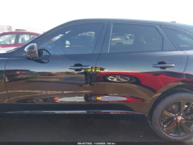 Jaguar F-PACE SPORT* AWD* * ПАНО* 3Д камера* Подгрев* 64к км*  - 33800 лв. / 17281.67 € - 84911899 7