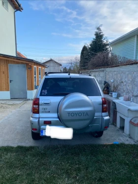 Toyota Rav4 D4D - 3750 € / 7334.36 лв. - 18635522 3