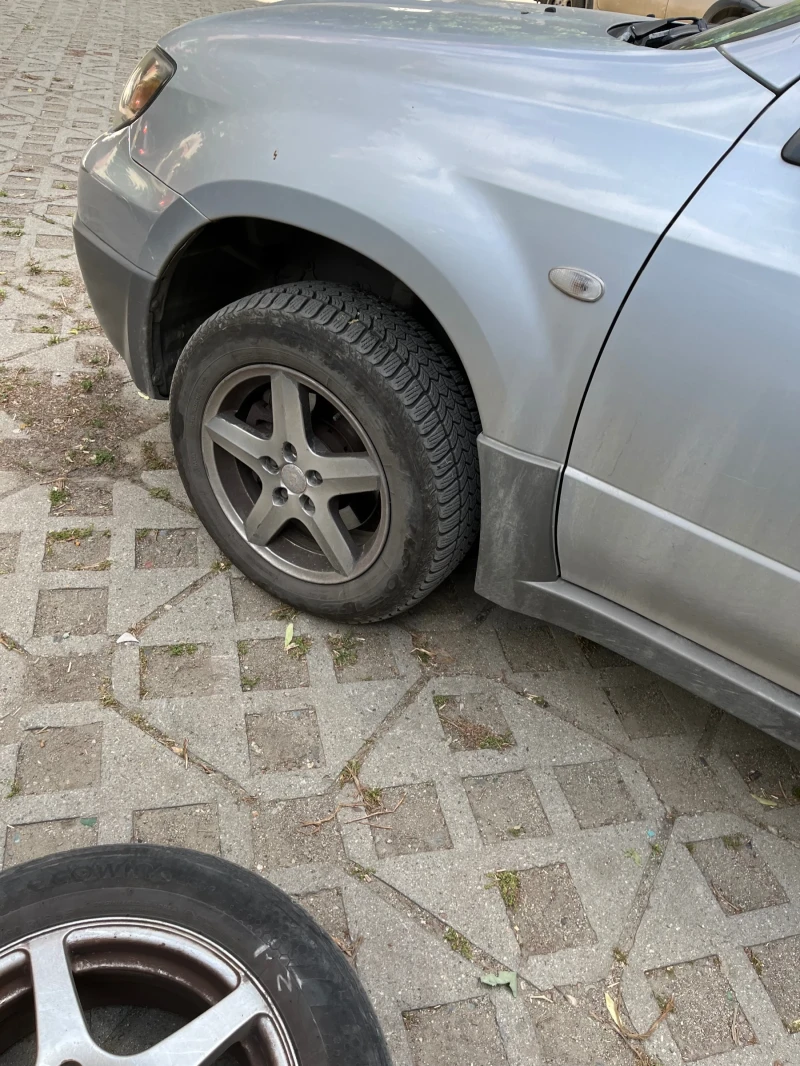 Mitsubishi Outlander Газ-Бензин 2000/136.   2004г 4x4, снимка 6 - Автомобили и джипове - 52674681