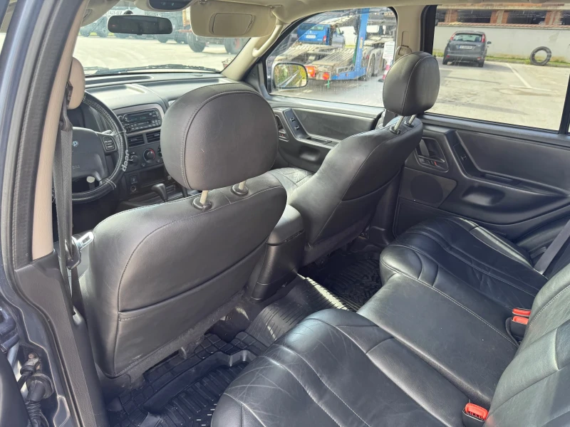 Jeep Grand cherokee, снимка 8 - Автомобили и джипове - 52553166