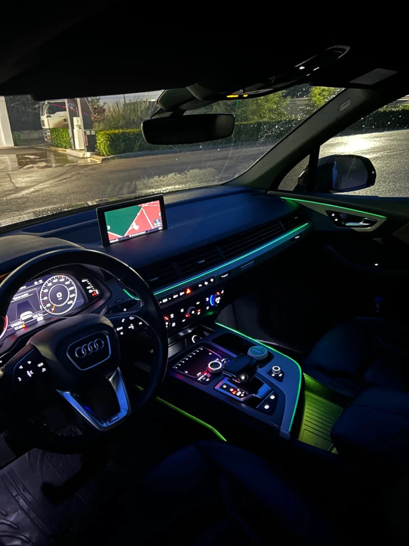 Audi Q7 S Line, снимка 6 - Автомобили и джипове - 52996581