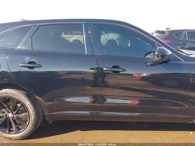 Jaguar F-PACE SPORT* AWD* * ПАНО* 3Д камера* Подгрев* 64к км*  - изображение 6