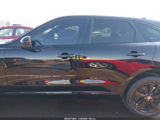Jaguar F-PACE SPORT* AWD* * ПАНО* 3Д камера* Подгрев* 64к км*  - изображение 7