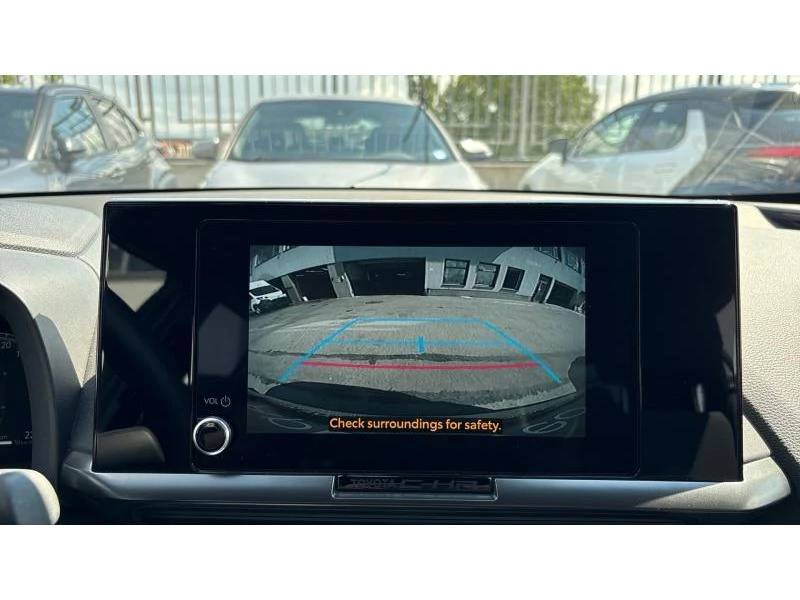 Toyota C-HR 2.0 PHEV COOL, снимка 15 - Автомобили и джипове - 55573783