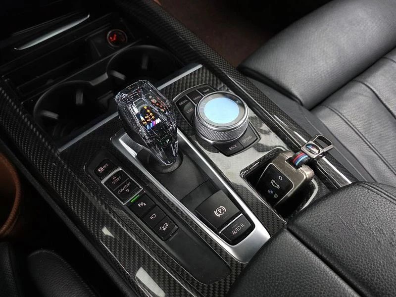 BMW X5 xDrive 40d| 258к.с.| ВКЛ.ТЕХНОТЕСТ, снимка 9 - Автомобили и джипове - 55649801